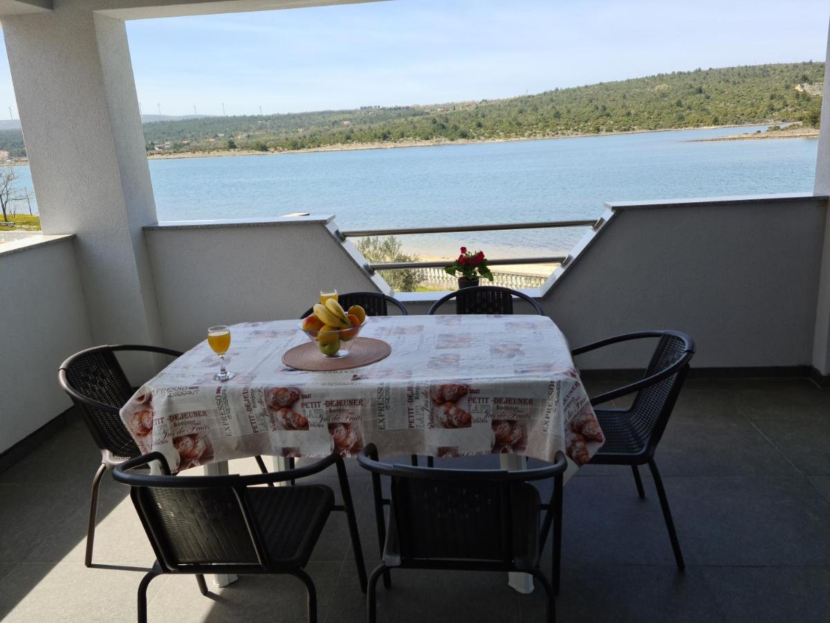 Apartmani Rudi Anić Esterno foto